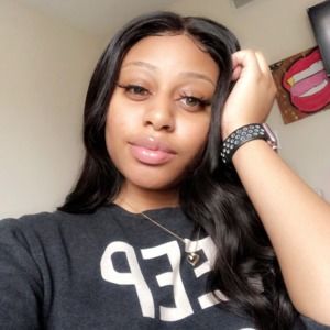 Meet your Posher, Brianna